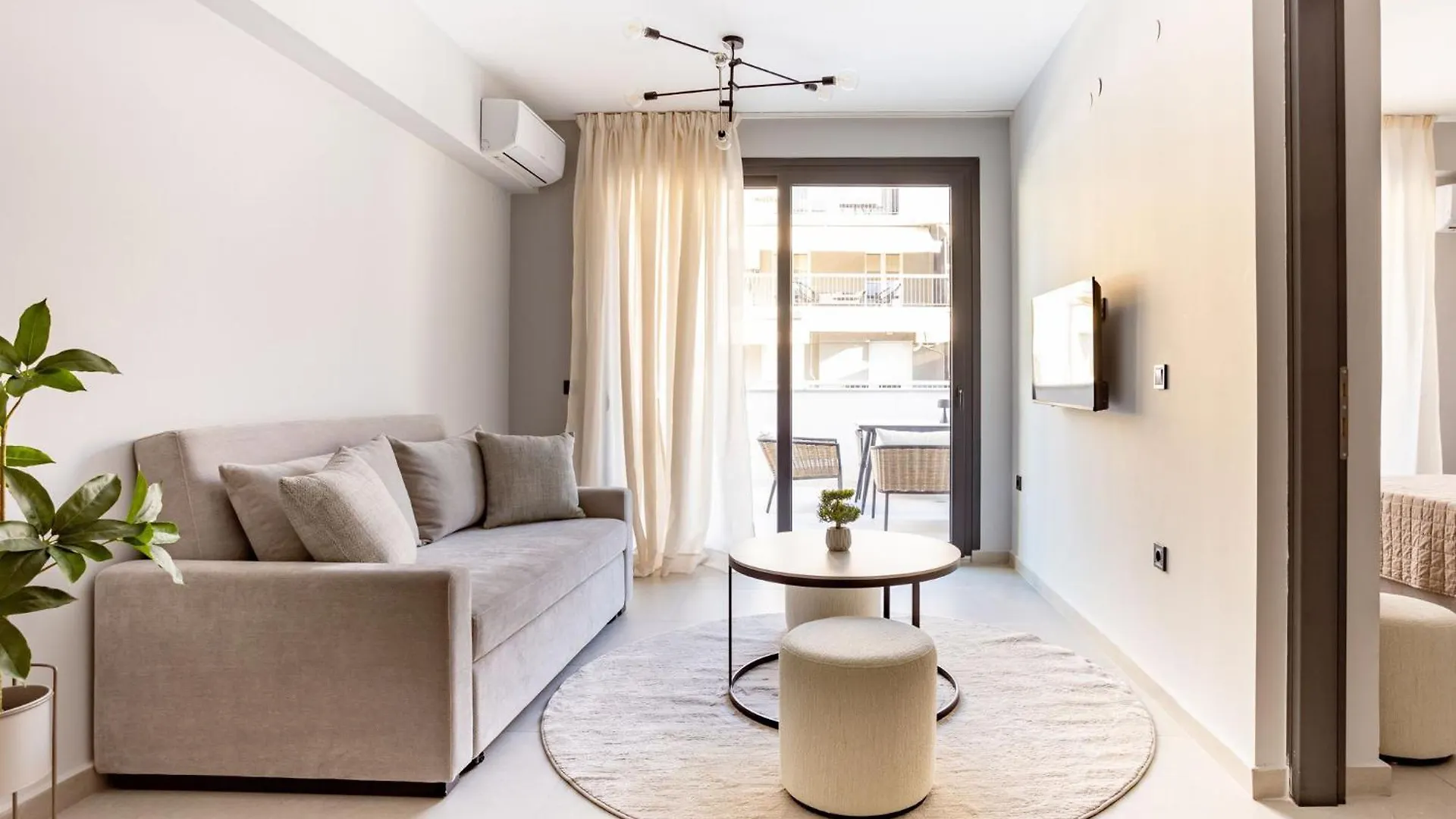 Sanders Tower Centre Thessaloniki Apartment