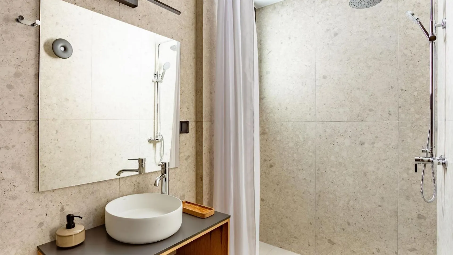 Apartment Sanders Tower Centre Thessaloniki Greece
